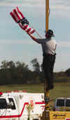 COURAGE_TROOPER_FIXING_FLAG.jpg (91961 bytes)
